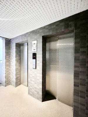 ���̑����ρ@�G���x�[�^�[������̂ŉו��̑����������S�ł���