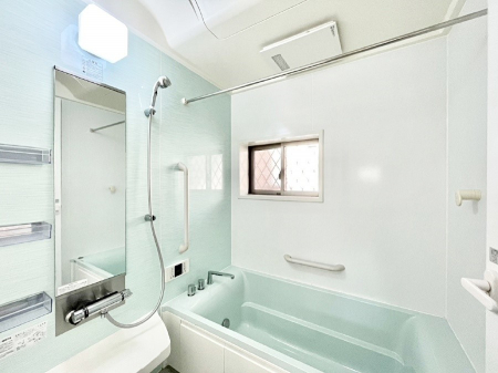 �����@����̔�������Ă���閾�邢�������̂���o�X���[��