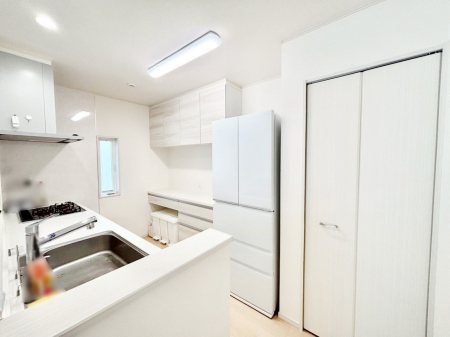 Lb`@JE^[zɊyׂB̂ƔȂ肻ł