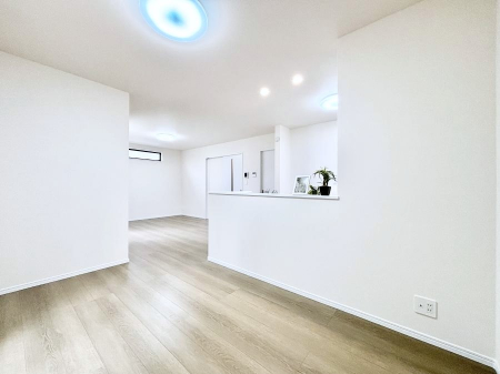 ���̑����ρ@�Ƒ������R�ƏW�܂�e���̃X�y�[�X�ɂȂ肻��