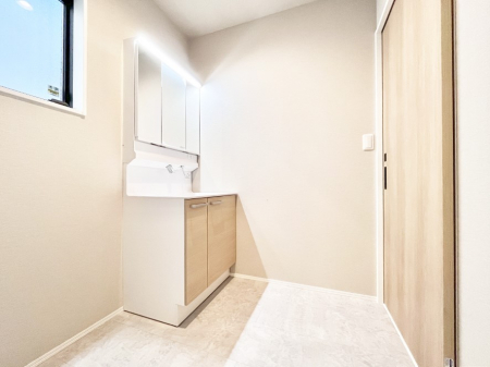 ���̑��@�㎿�Ȑ��ʋ�Ԃ���Ƃ�̎��Ԃ����o