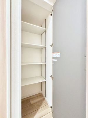 ���̑����ρ@�L�����[�B�|�������G�߂̏��������[���邱�Ƃ��ł��܂��B