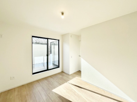 ���̑����ρ@�o���R�j�[���J�������v���X���Ă����m��