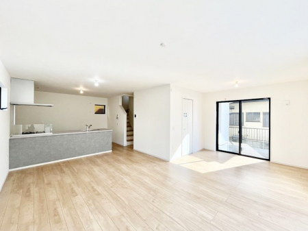 ���̑����ρ@�Ƒ������R�ƏW�܂�e���̃X�y�[�X�ɂȂ肻��