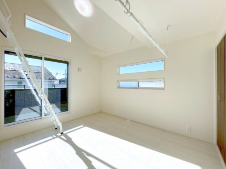 �Q���@���邢�o���R�j�[�T�C�h�ɗm����ݒu�B�ڊo�߂̗ǂ��Q���ɁB 