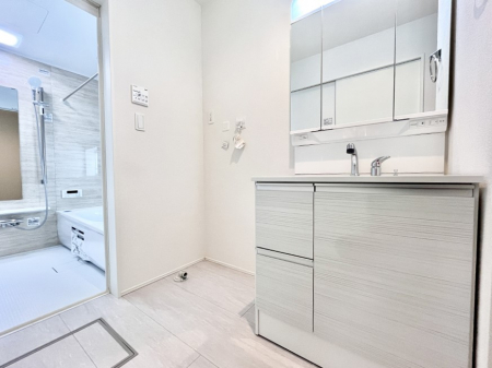 ʑEʏ@̂KԂłB̐gxxCǂg܂B 