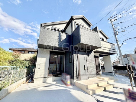 ���n�O�ώʐ^�@�������ꂽ�O�ρA�㎿�ȏZ��Ԃ��L���鎺���͉i�����S���ĉ߂�����Z���ł��B