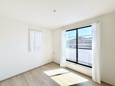 �Q���@�g���₷���`�Ńx�b�g��Ƌ�̒u�����ɂ����邱�Ƃ�����܂���B 