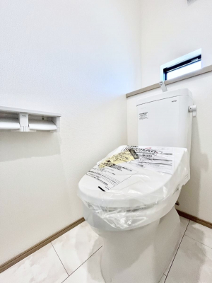 �g�C���@�g�C����1�K��2�K���ꂼ��ɔz�u����Ă��ĂƂĂ��֗��ł��B 