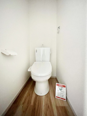 �g�C���@�g�C����1�K��2�K���ꂼ��ɔz�u����Ă��ĂƂĂ��֗��ł��B 