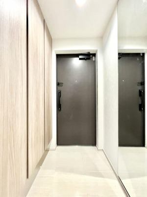 ���ց@�Ƒ��̋A��₨�q�l�������������}���錺��  