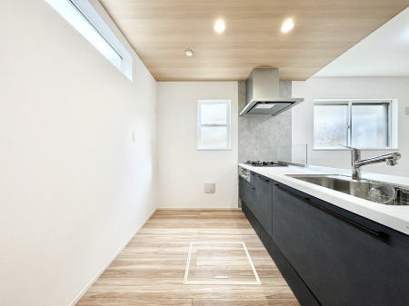 �L�b�`���@�|�b�v�A�b�v�V�䂪�f�G�ȃL�b�`���I��������̂ō̌����Ƃꊷ�C�ɂ��𗧂��܂��B