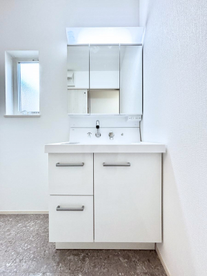 ���ʑ�E���ʏ��@�傫�����₷���O�ʋ��Ő�����������ʑ�́A�g�����Ȃ݃`�F�b�N�┧�̂������ɂ������߂ł��B 