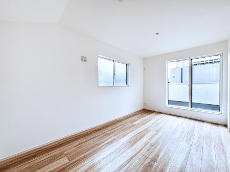 ���̑����ρ@���邢�o���R�j�[�T�C�h�ɗm����ݒu�B�ڊo�߂̗ǂ��Q���ɁB 