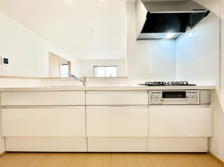 �L�b�`���@�������������I�ɁA�y�����I�V�X�e���L�b�`��  