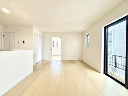 ���̑����ρ@�傫�ȑ����炽���Ղ�̗z���ƕ����������郊�r���O  