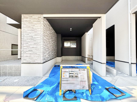 �@�����Ɍ������Ȃ����ԃX�y�[�X�B