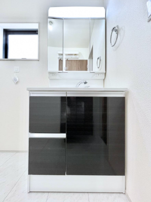 ���ʑ�E���ʏ��@�傫�����₷���O�ʋ��Ő�����������ʑ�́A�g�����Ȃ݃`�F�b�N�┧�̂������ɂ������߂ł��B 