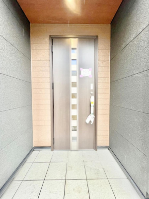 ���ց@��؂ȉƑ��A���q���o�}���錺�ցB