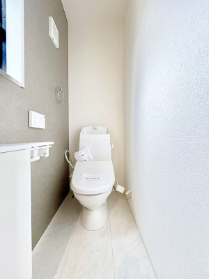 �g�C���@�E�H�V�����b�g�t���g�C����1�K��2�K���ꂼ��ɔz�u����Ă��ĂƂĂ��֗��ł��B 