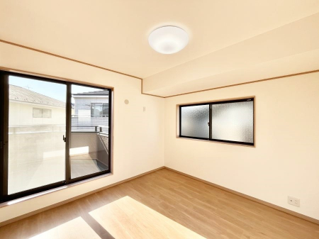 ���̑����ρ@���邢�o���R�j�[�T�C�h�ɗm����ݒu�B�ڊo�߂̗ǂ��Q���ɁB