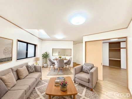 ���r���O�@���Ƒ��̓��₩�Șb�����ŕ�܂�閾�邢���r���O  ���Ƌ��CG�ł�