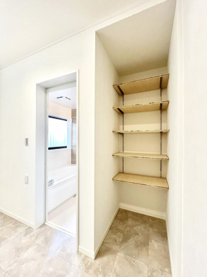 ���̑����ρ@�֗��ȃ��l���ɂŁA�X�b�L�������g���₷�����ʎ���  