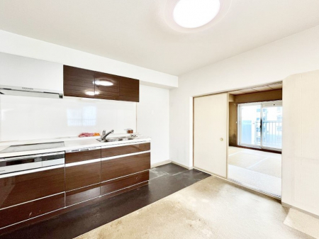 �L�b�`���@�������������I�ɁA�y����