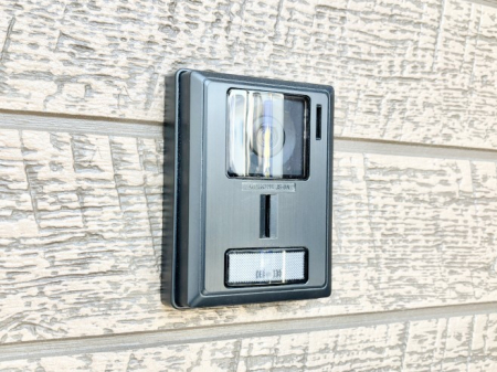 ���̑��@TV���j�^�[�t�C���^�[�t�H���ŃZ�L�����e�B�ʂɂ��z��   