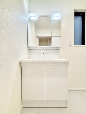 ���ʑ�E���ʏ��@�傫�����₷���O�ʋ��Ő�����������ʑ�́A�g�����Ȃ݃`�F�b�N�┧�̂������ɂ������߂ł��B 