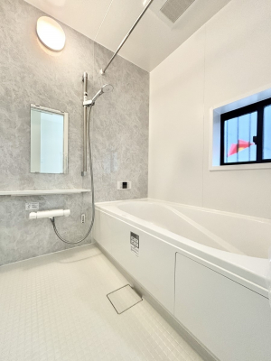 �����@����̔�����₷��؂ȃo�X�^�C���B�������Ƃ����C���y����Ŕ����Ƃ肽���ł��ˁI  