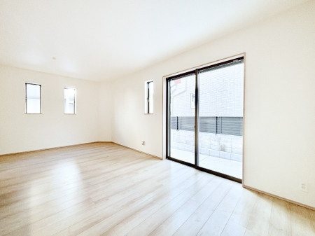 ���̑����ρ@���邢�z���������A�����̕��͋C�ɖ��������_�C�j���O�B   