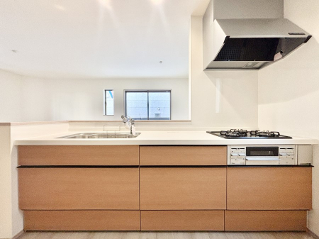 �L�b�`���@���r���O�����n����l�C�̃J�E���^�[�L�b�`���B �Ƒ��������Ȃ���Ǝ������邱�Ƃ��ł��܂��B