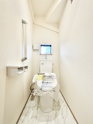 �g�C���@�E�H�V�����b�g�t���g�C����1�K��2�K���ꂼ��ɔz�u����Ă��ĂƂĂ��֗��ł��B 