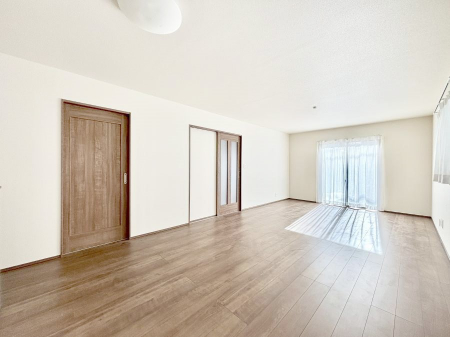 ���̑����ρ@���邢�z���������A�����̕��͋C�ɖ��������_�C�j���O�B   