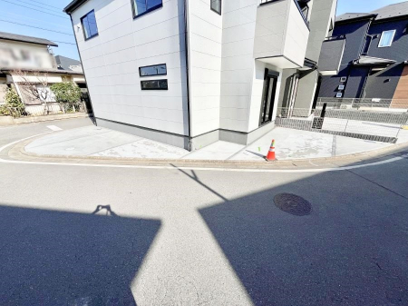 �@�����Ɍ������Ȃ����ԃX�y�[�X�B