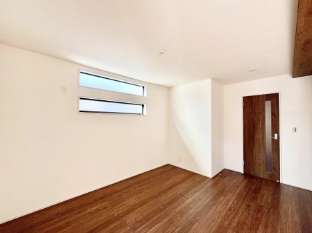 ���r���O�@�������������͋C�̂k�c�j�͉Ƒ��݂�Ȃ̉��K���