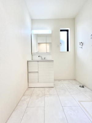 ���ʑ�E���ʏ��@�傫�����₷���O�ʋ��Ő�����������ʑ�́A�g�����Ȃ݃`�F�b�N�┧�̂������ɂ������߂ł��B 