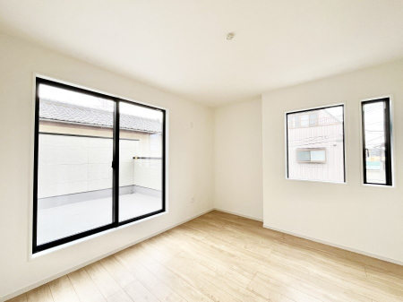 ���̑����ρ@�o���R�j�[���J�������v���X���Ă����m��