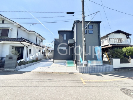 ���n�O�ώʐ^�@�����Ղ�̗z���ƊJ�����ɕ�܂�閾�邢�Z�܂�  