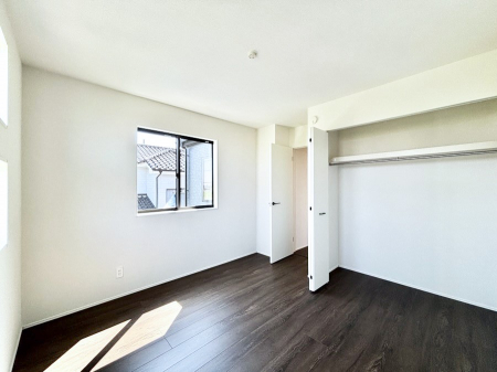 �q�������@�q�������ɂ��������߂Ȏ��[�X�y�[�X�����Ղ�̋���