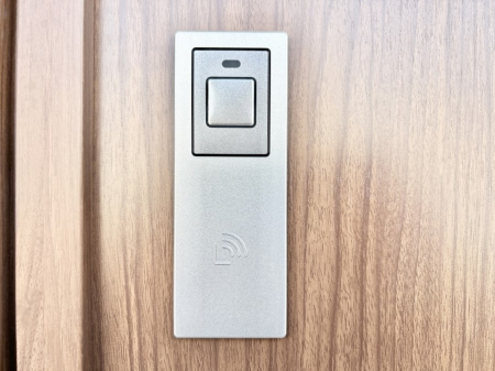 ���ց@���N���N�J���I�X�}�[�g�R���g���[���L�[�B