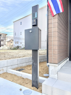 ���̑��@�V���v���f�U�C���̃|�X�g�B