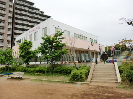 ���ӊ��@�c�t���E�ۈ牀 800m �A���W�F���J�ۈ牀