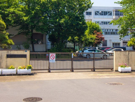 ���ӊ��@���w�Z 80m �v��s���{�����w�Z