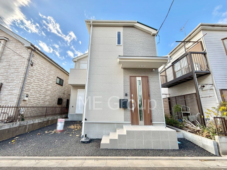 ���n�O�ώʐ^�@�������ꂽ�O�ρA�㎿�ȏZ��Ԃ��L���鎺���͉i�����S���ĉ߂�����Z���ł��B 