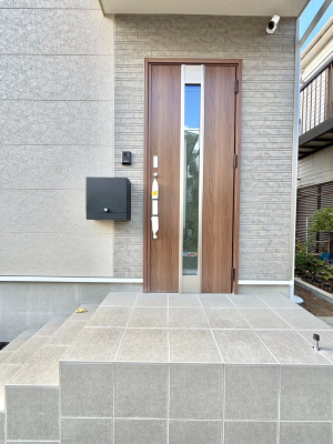 ���ց@��؂ȉƑ��A���q���o�}���錺�ցB