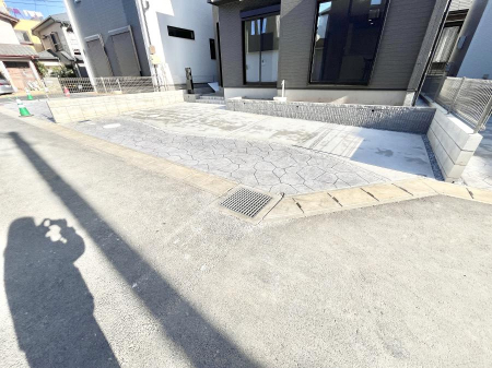 �@�����Ɍ������Ȃ����ԃX�y�[�X�B