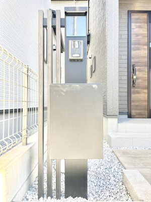 ���̑��@�V���v���f�U�C���̃|�X�g�B