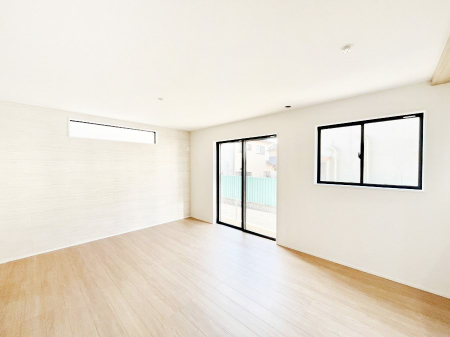 ���r���O�@�Ƒ��c���̎��Ԃ����������Ȃ��났�̃��r���O�_�C�j���O